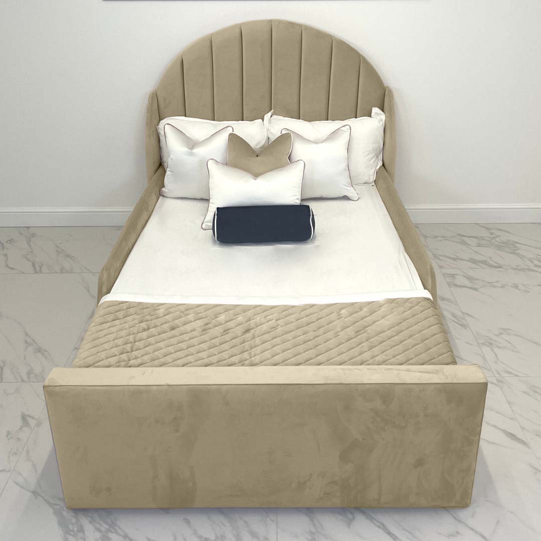“Oval children bed”