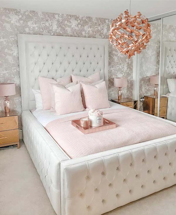 "Sheraton queen bed"