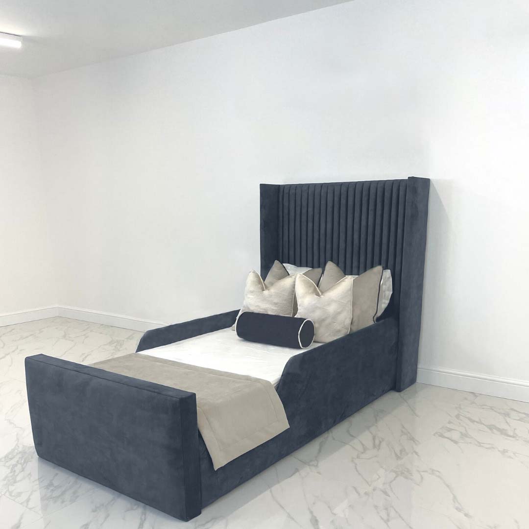 “New Sapphire winged kids bed”
