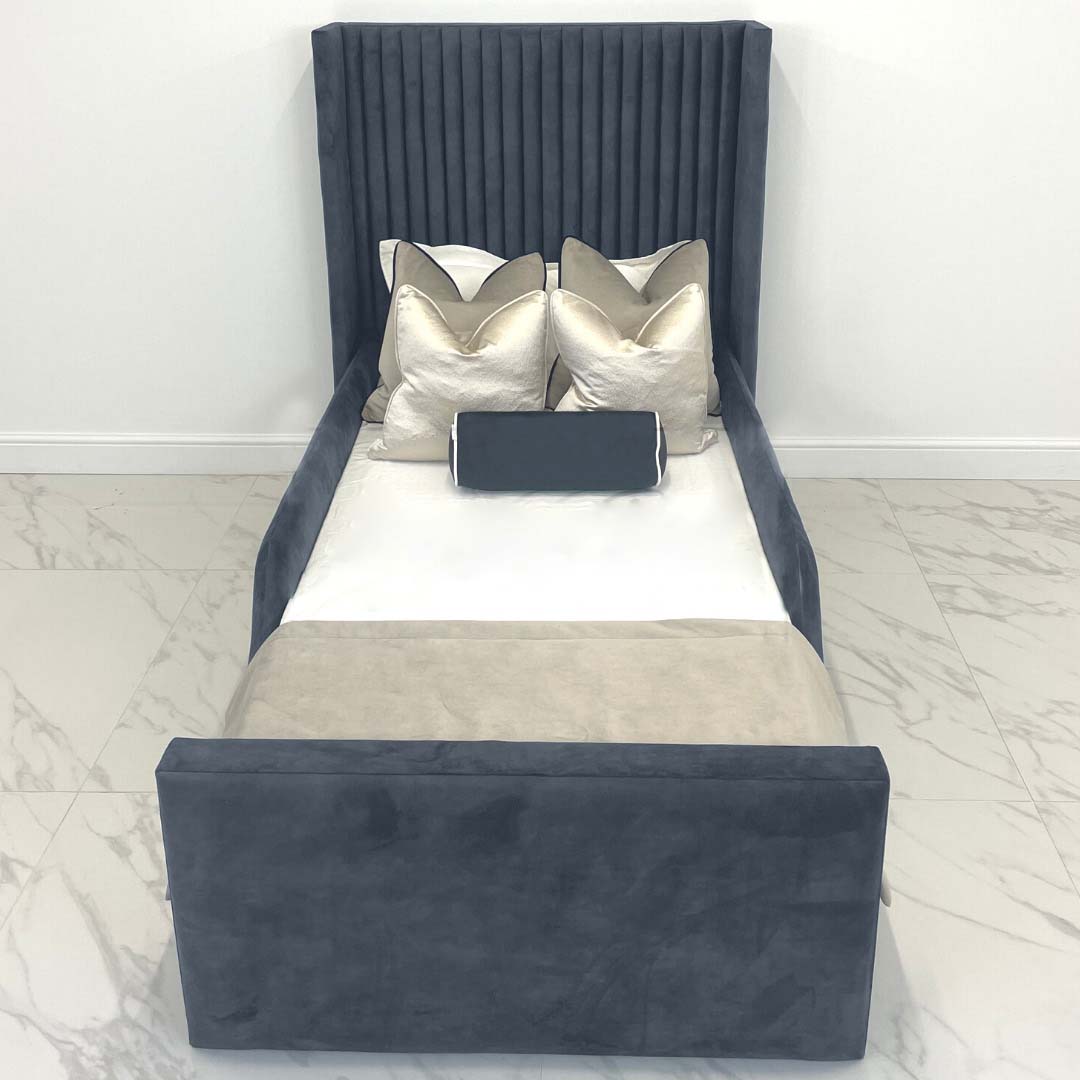 “Sapphire winged children bed”